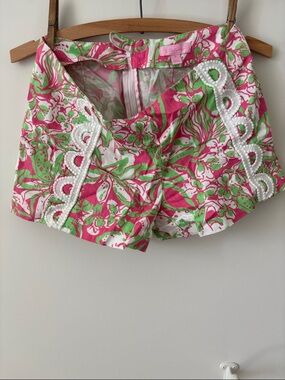 Lilly Pulitzer Pink, Green & White Floral High-Waist Shorts